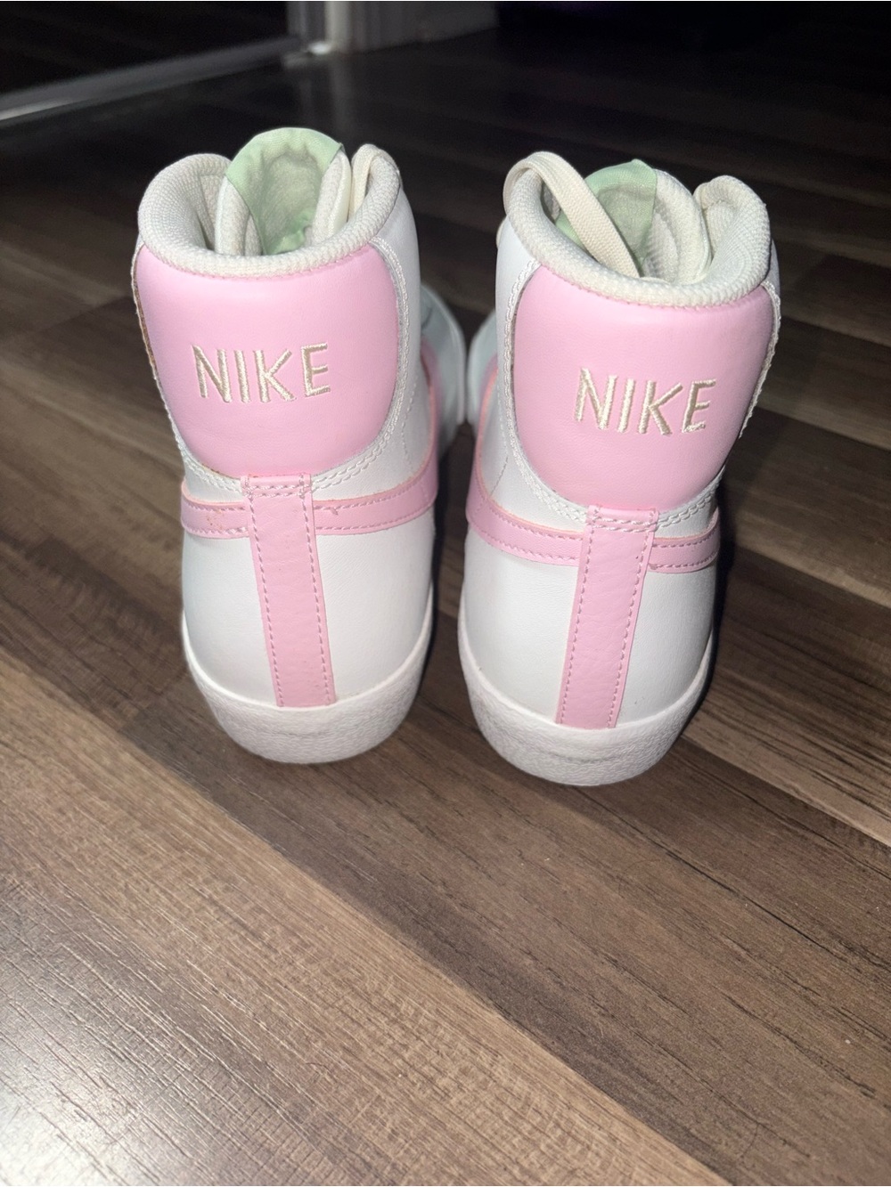 Nike High-Top Sneakers in White with Pink Swoosh - Picture 2 of 6